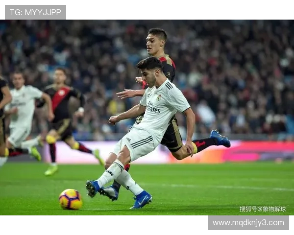 西甲第27轮焦点大战皇家马德里主场迎战巴列卡诺全力争夺关键三分 西甲第27轮焦点大战皇家马德里主场迎战巴列卡诺全力争夺关键三分